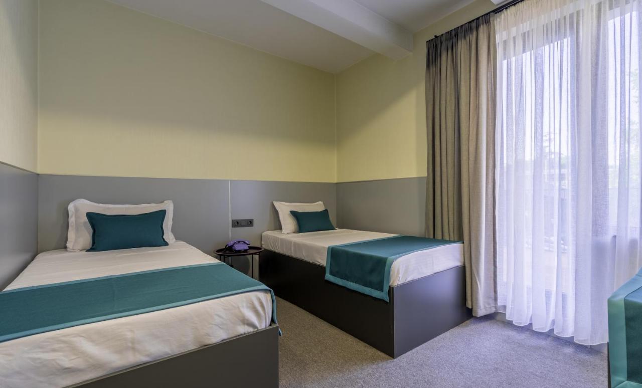 Laguna Hotel Тбілісі Екстер'єр фото